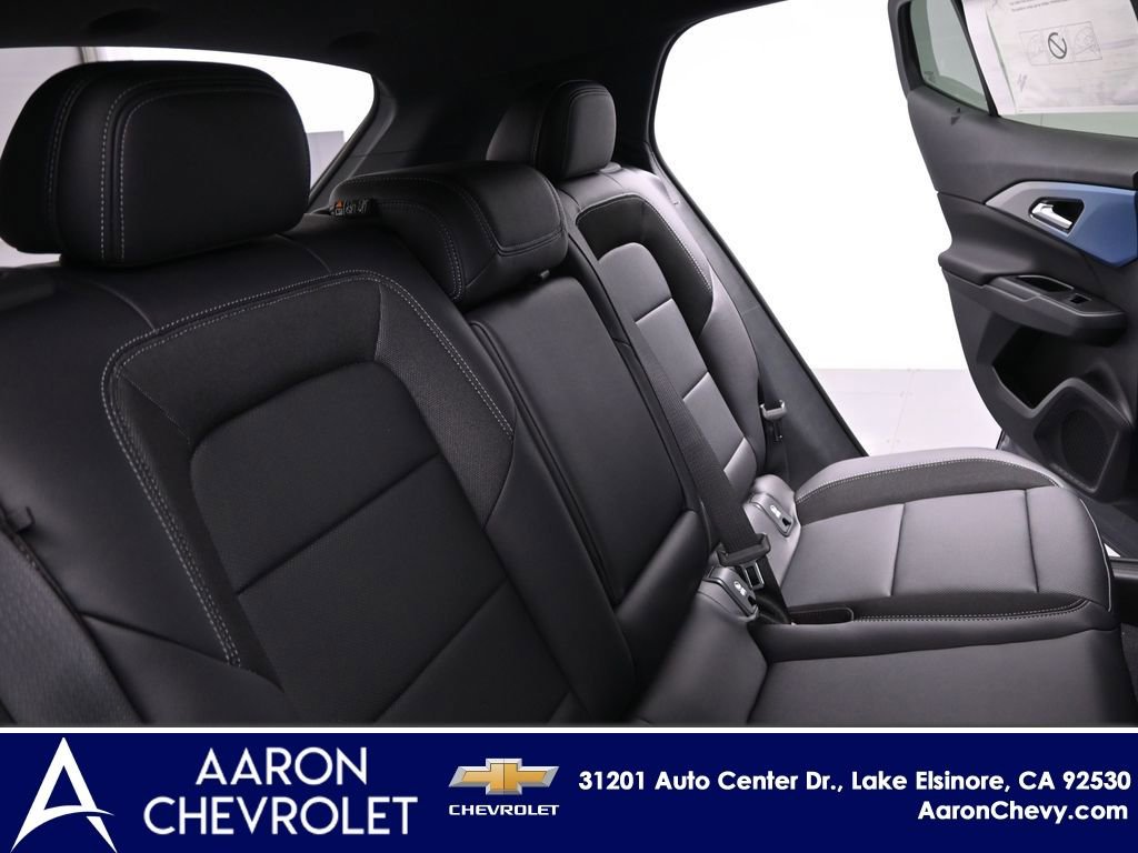 New 2026 Chevrolet Equinox EV LT image 25