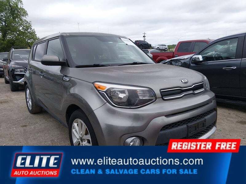 Used 2017 Kia Soul + FWD image 1