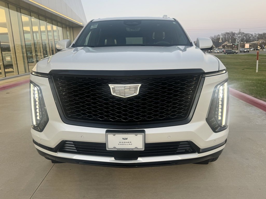 Used 2025 Cadillac Escalade Sport Platinum w/ LPO, ONYX Package image 8
