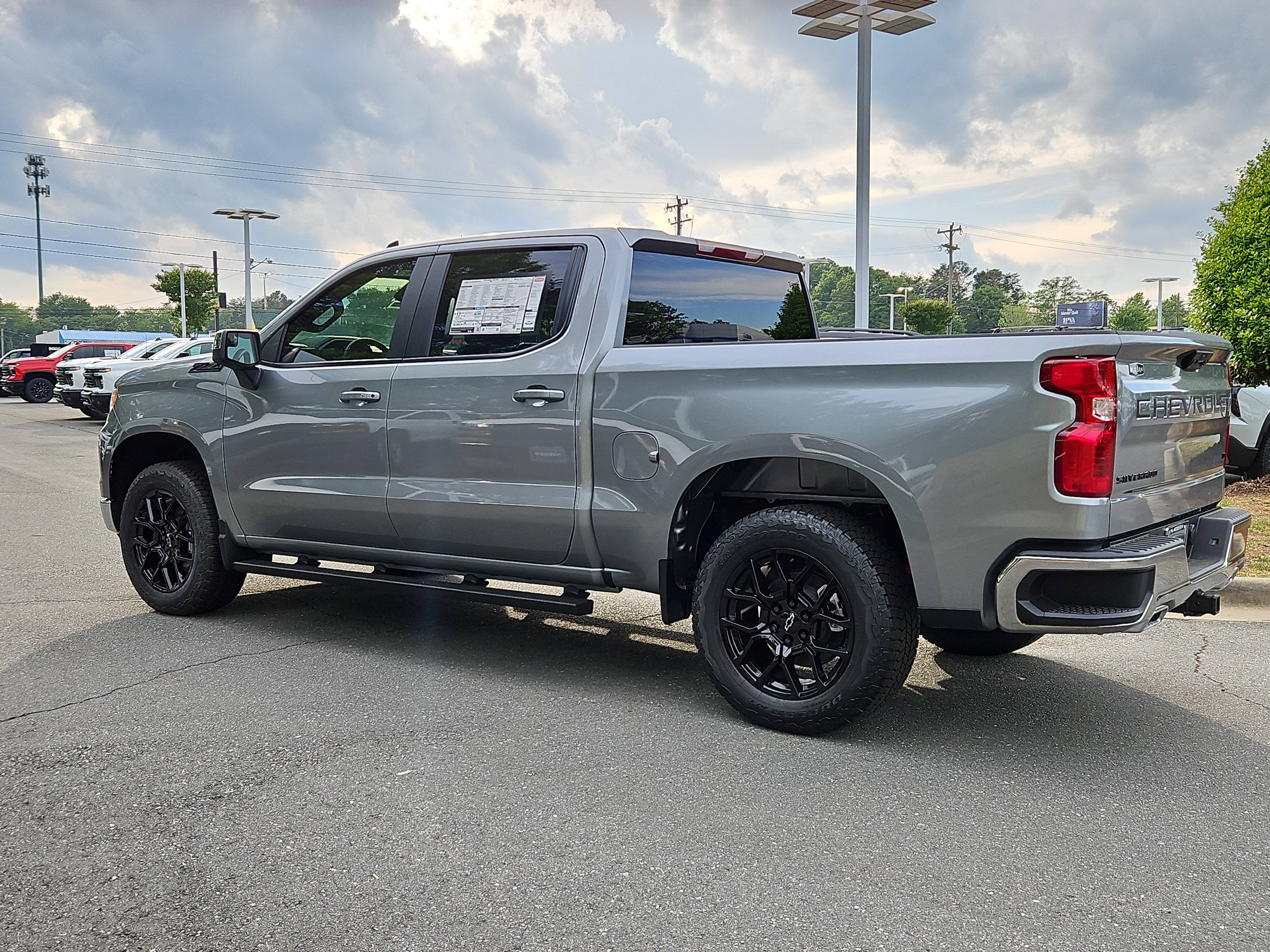 New 2026 Chevrolet Silverado 1500 LT w/ Z71 Off-Road Package AWD/4WD image 32