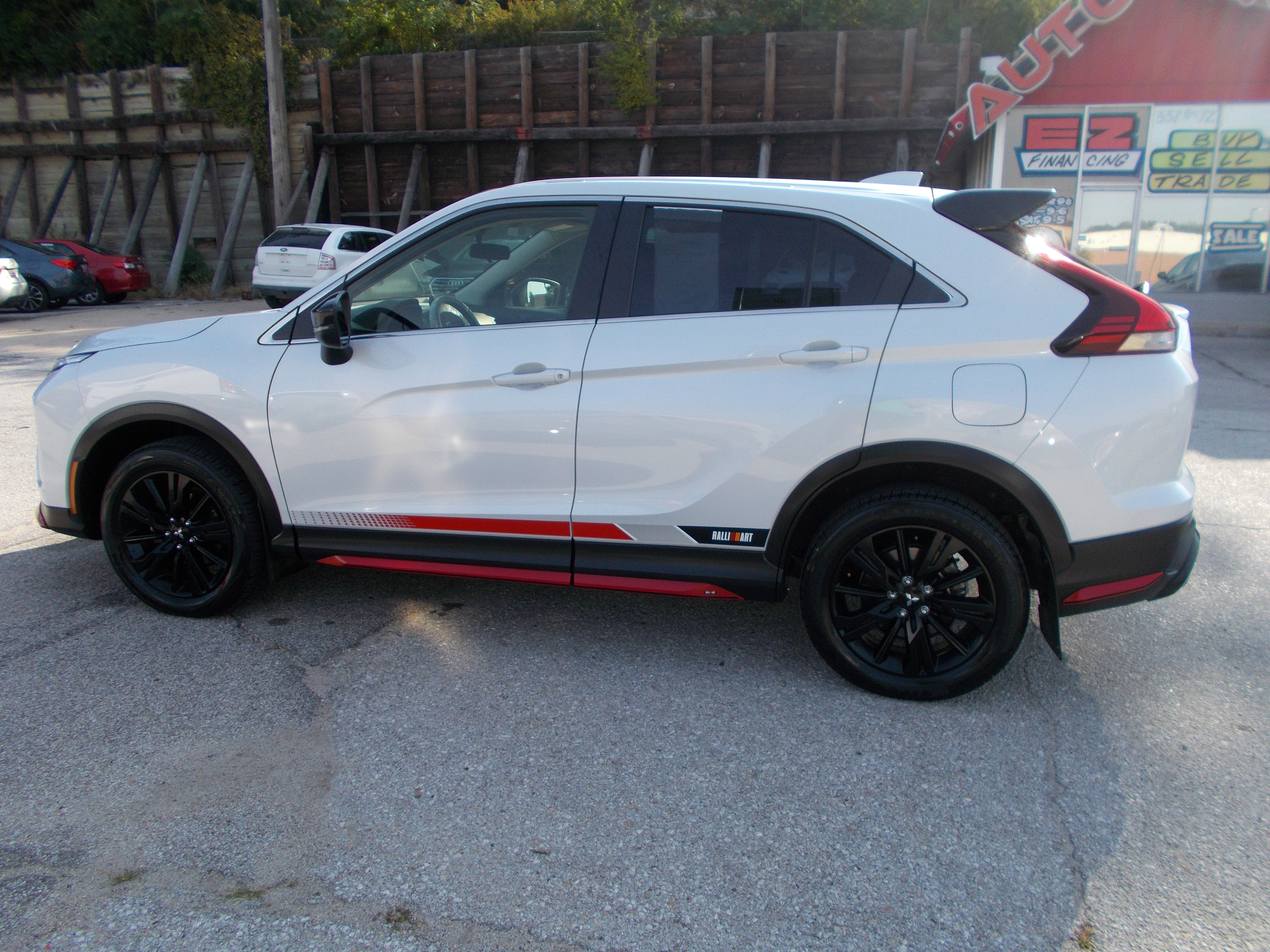 Used 2023 Mitsubishi Eclipse Cross LE image 6