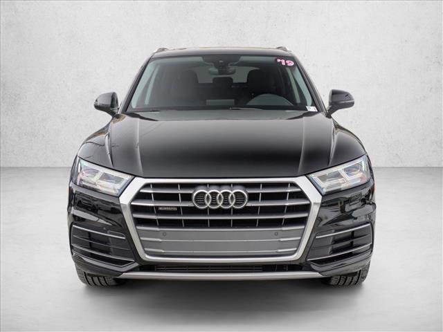 Used 2019 Audi Q5 2.0T Premium Plus w/ Premium Plus Package image 2