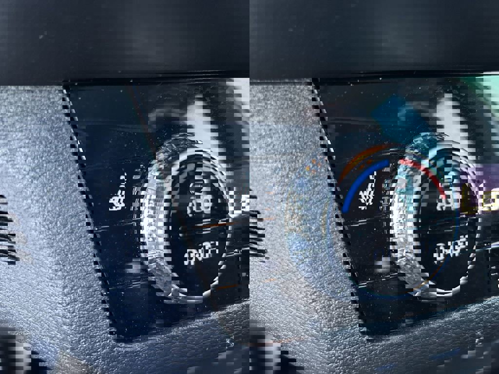 Used 2023 Mitsubishi Outlander SE image 22