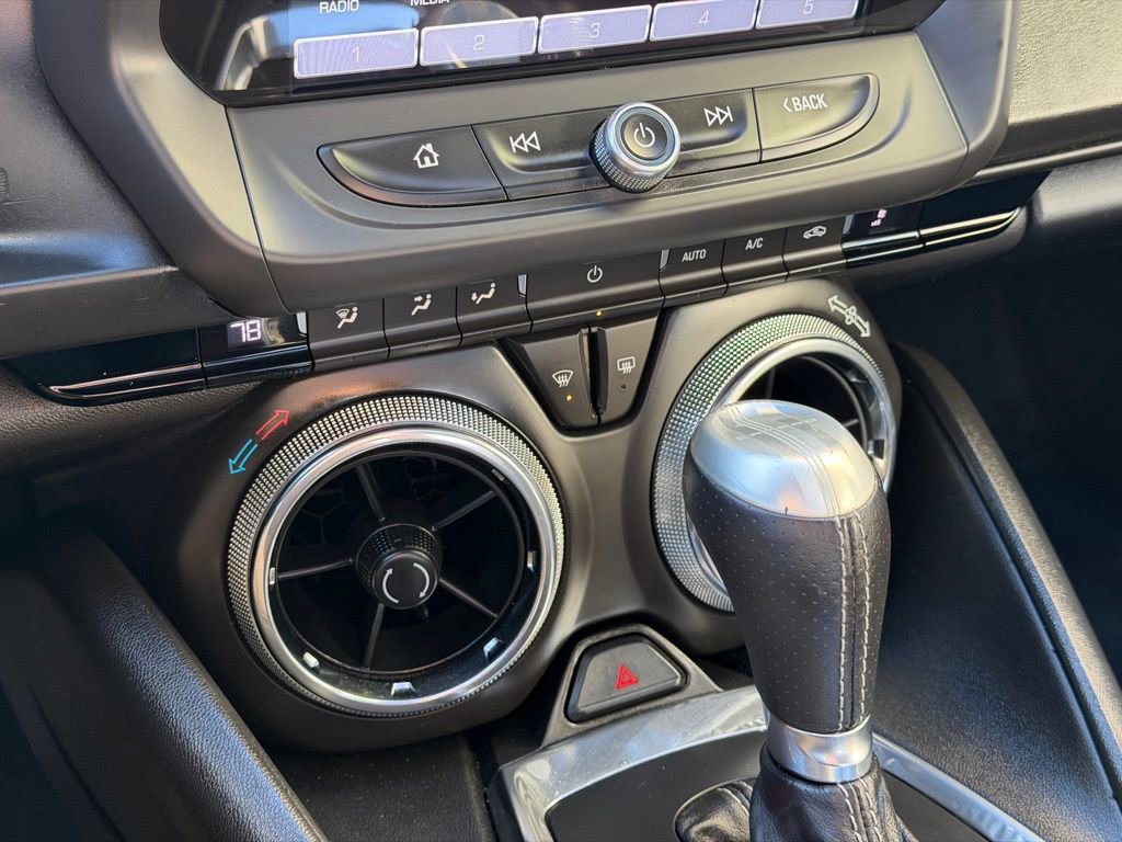 Used 2018 Chevrolet Camaro SS image 12