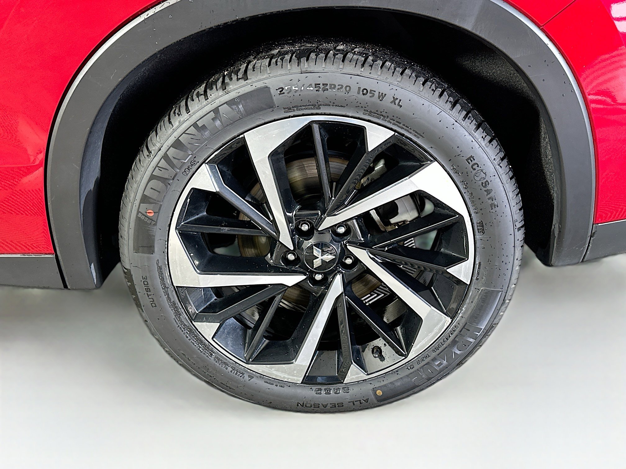 Used 2024 Mitsubishi Outlander SE image 11