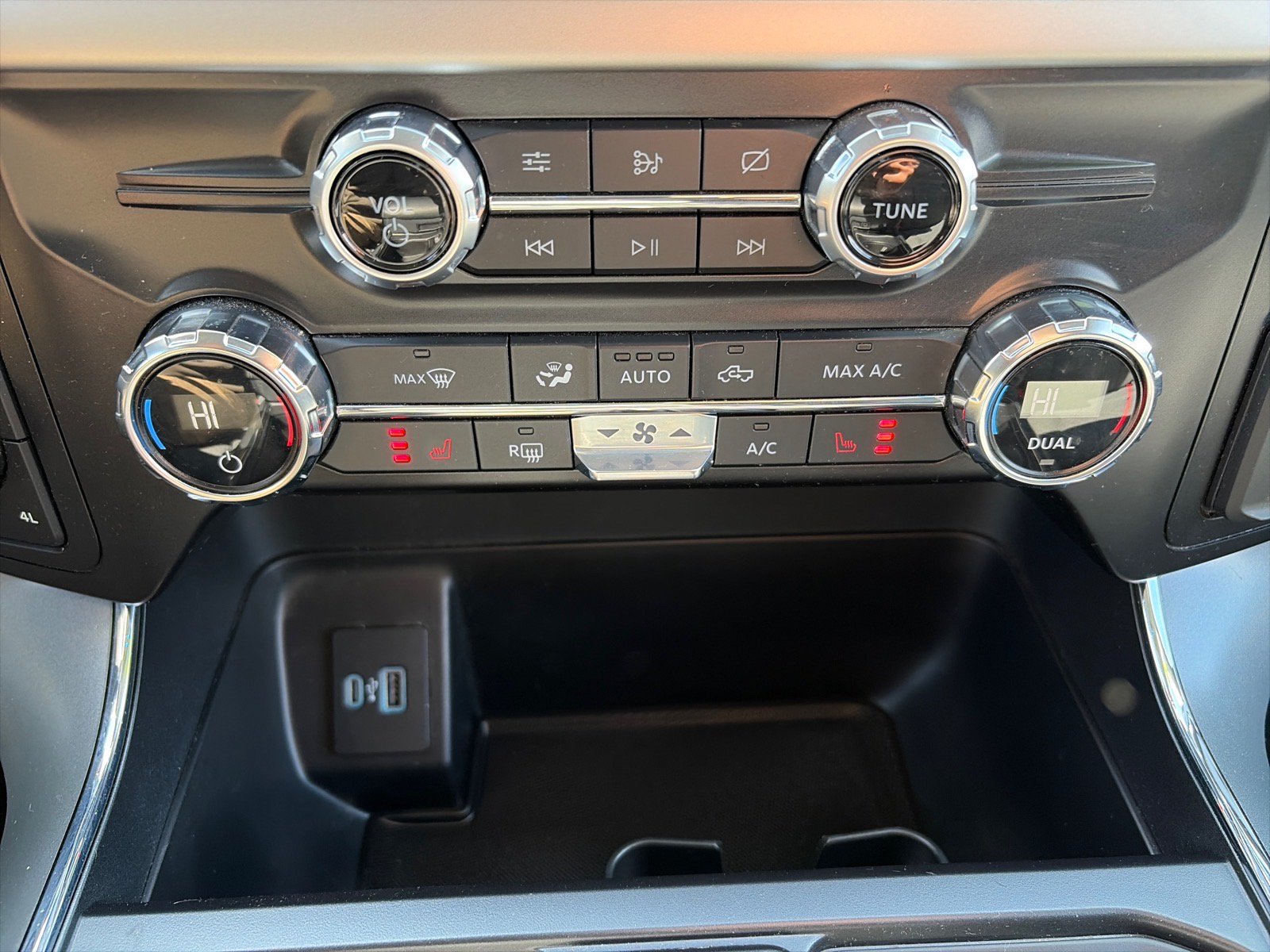 Used 2021 Ford F150 XLT w/ Equipment Group 302A High AWD/4WD image 21