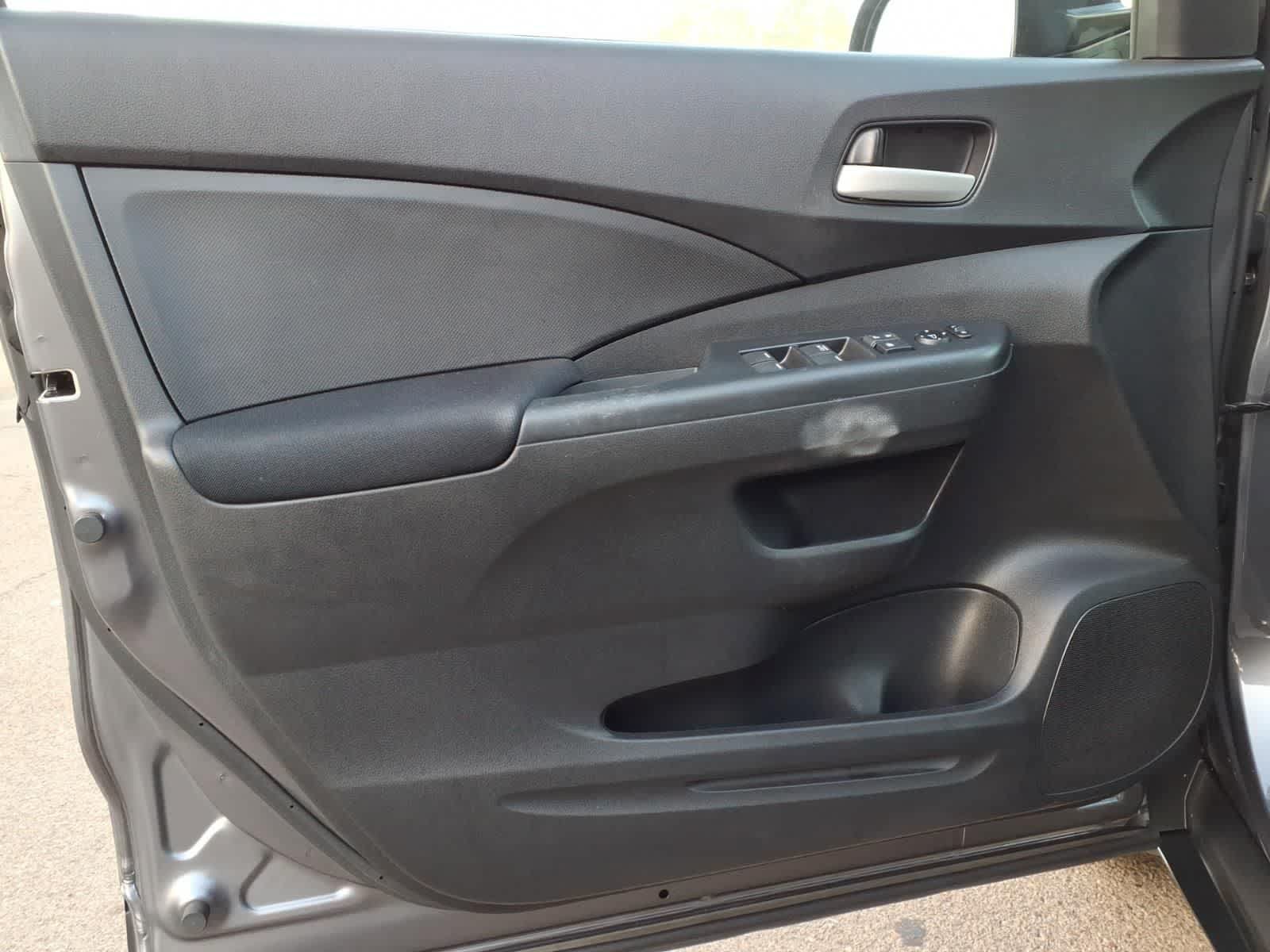 Used 2016 Honda CR-V SE image 12