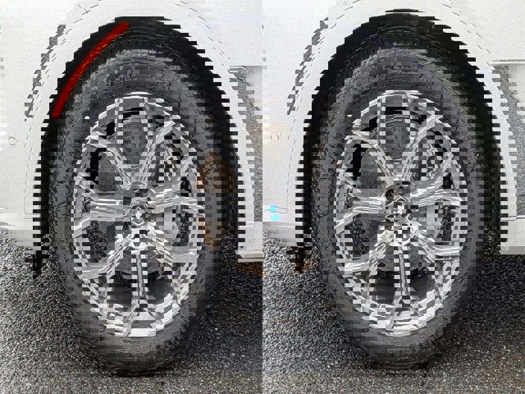 New 2025 BMW X7 xDrive40i w/ Premium Package image 7