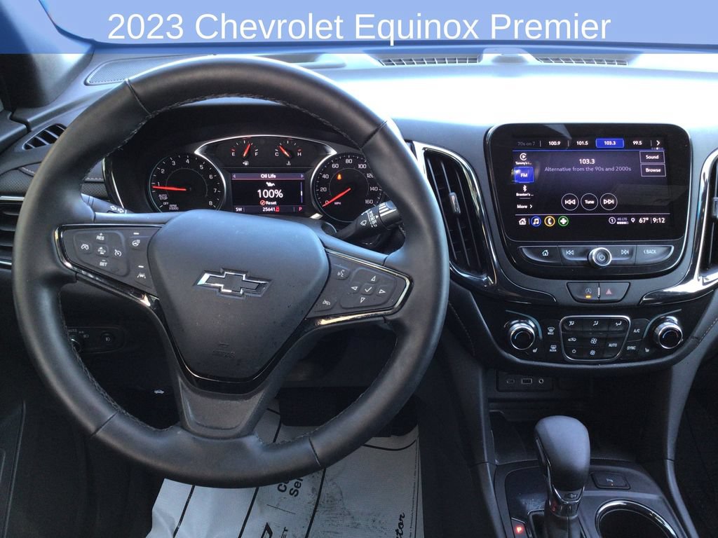 Used 2023 Chevrolet Equinox Premier w/ Redline Edition FWD image 2
