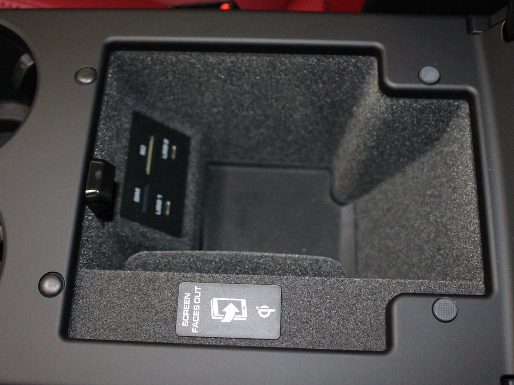 Certified 2026 Porsche Macan image 32