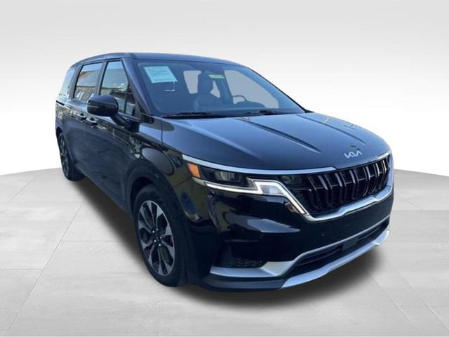 Used 2024 Kia Carnival EX