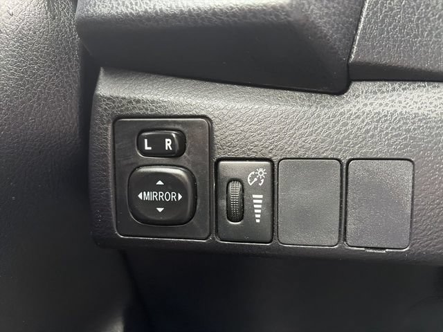 Used 2015 Toyota Corolla S FWD image 18