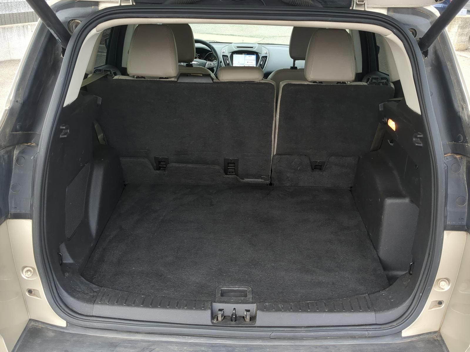 Used 2018 Ford Escape Titanium w/ Ford Safe & Smart Package image 38