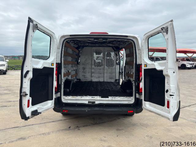 Used 2016 Ford Transit 250 130 Low Roof w/ Exterior Upgrade Package RWD image 21