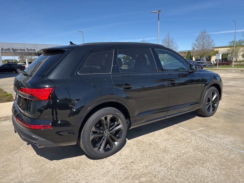 Used 2025 Audi Q7 3.0T Premium Plus w/ Premium Plus Package image 2