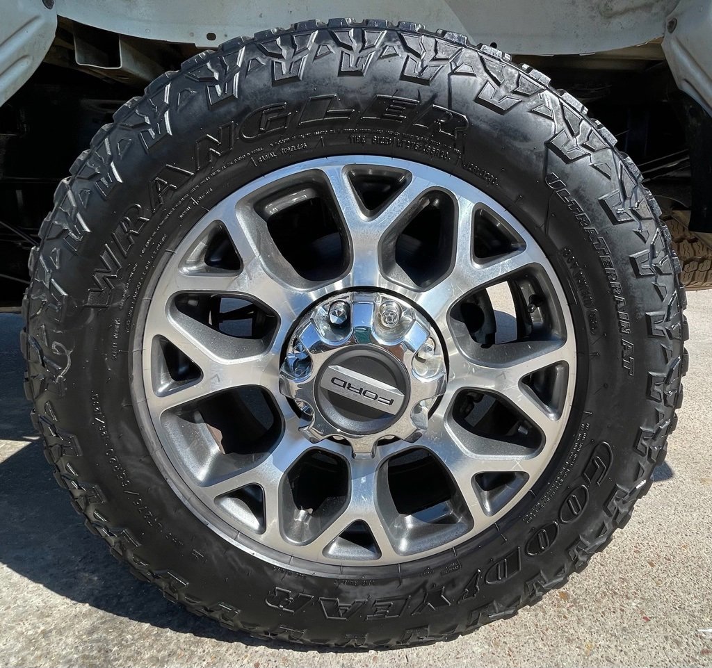 Used 2021 Ford F250 Lariat w/ Lariat Ultimate Package image 13