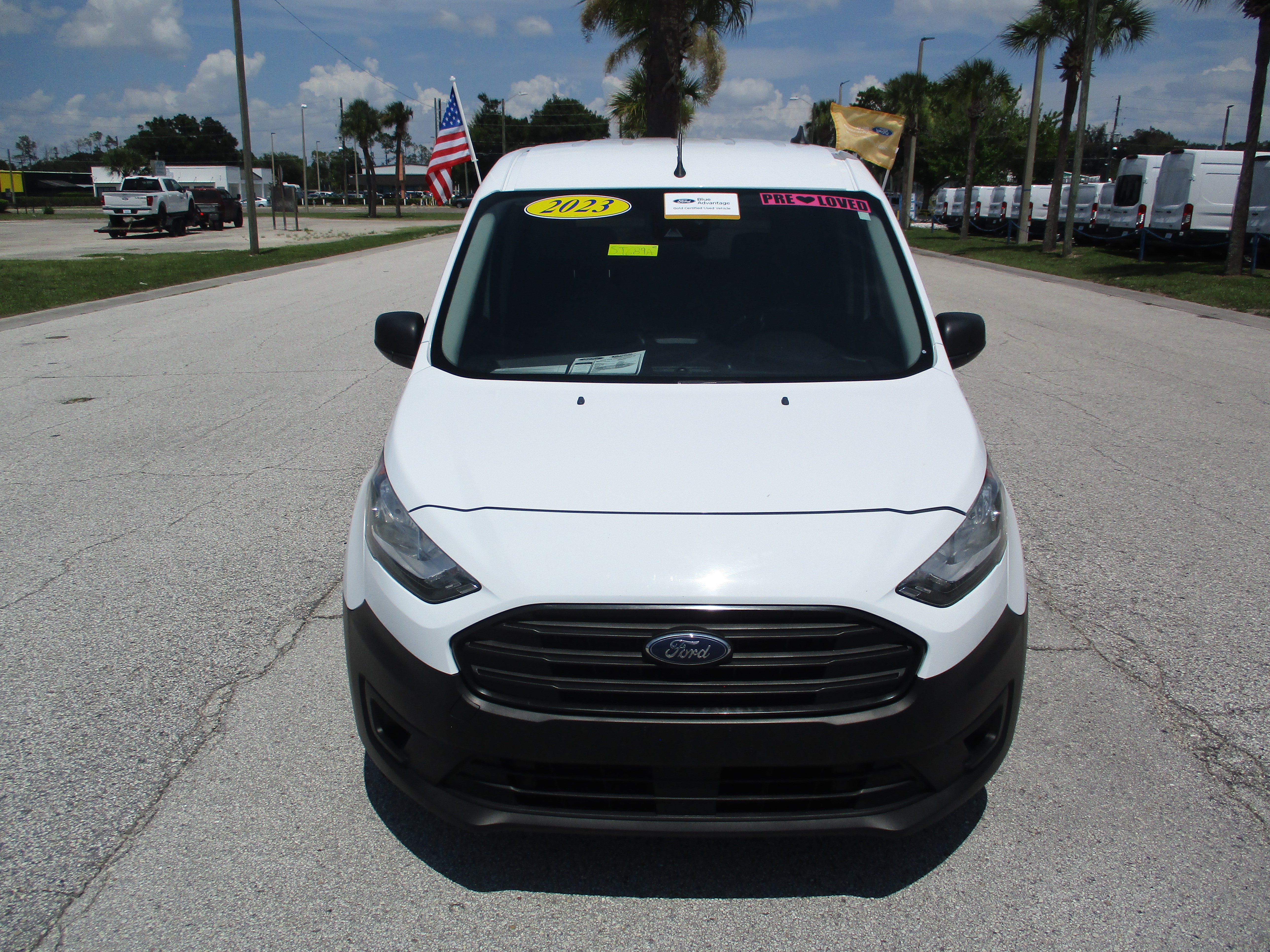 Certified 2023 Ford Transit Connect XL FWD image 2