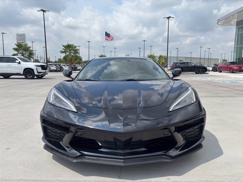 Used 2024 Chevrolet Corvette Stingray Premium Conv w/ Z51 Performance Package RWD image 2