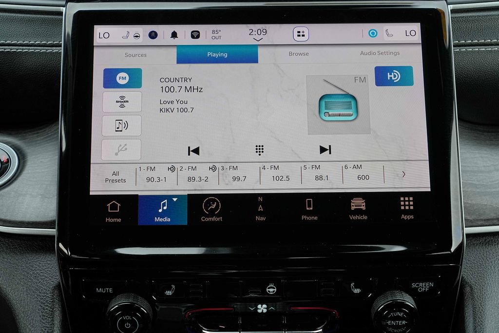 Used 2024 Jeep Grand Cherokee Limited 4xe AWD/4WD image 31
