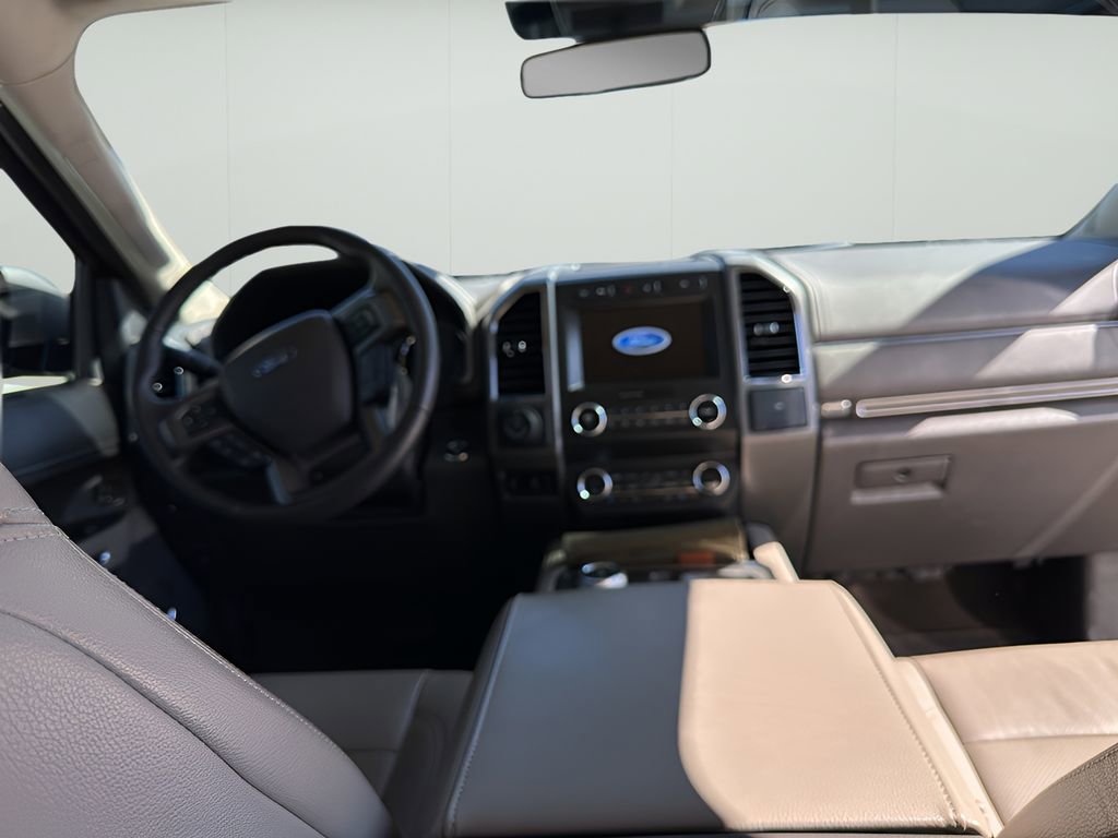 Used 2019 Ford Expedition XLT w/ Equipment Group 202A image 10