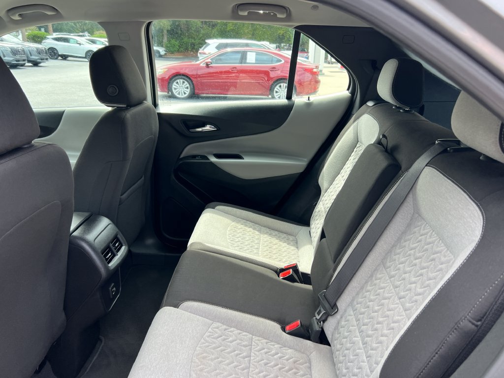 Used 2023 Chevrolet Equinox LS FWD image 14