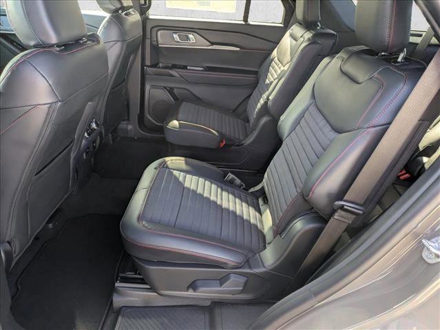 New 2026 Ford Explorer ST-Line w/ ST-Line Street Pack image 14