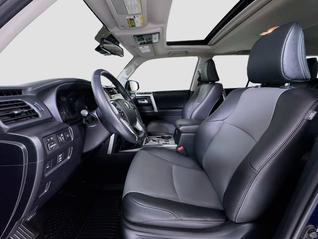 Used 2021 Toyota 4Runner SR5 Premium image 10