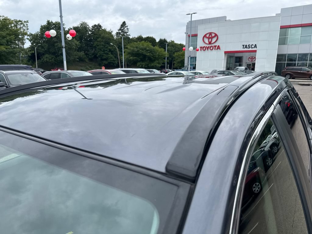 Used 2025 Toyota RAV4 LE AWD/4WD image 45