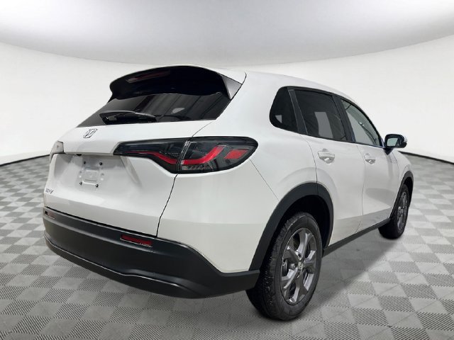 New 2027 Honda HR-V LX image 6