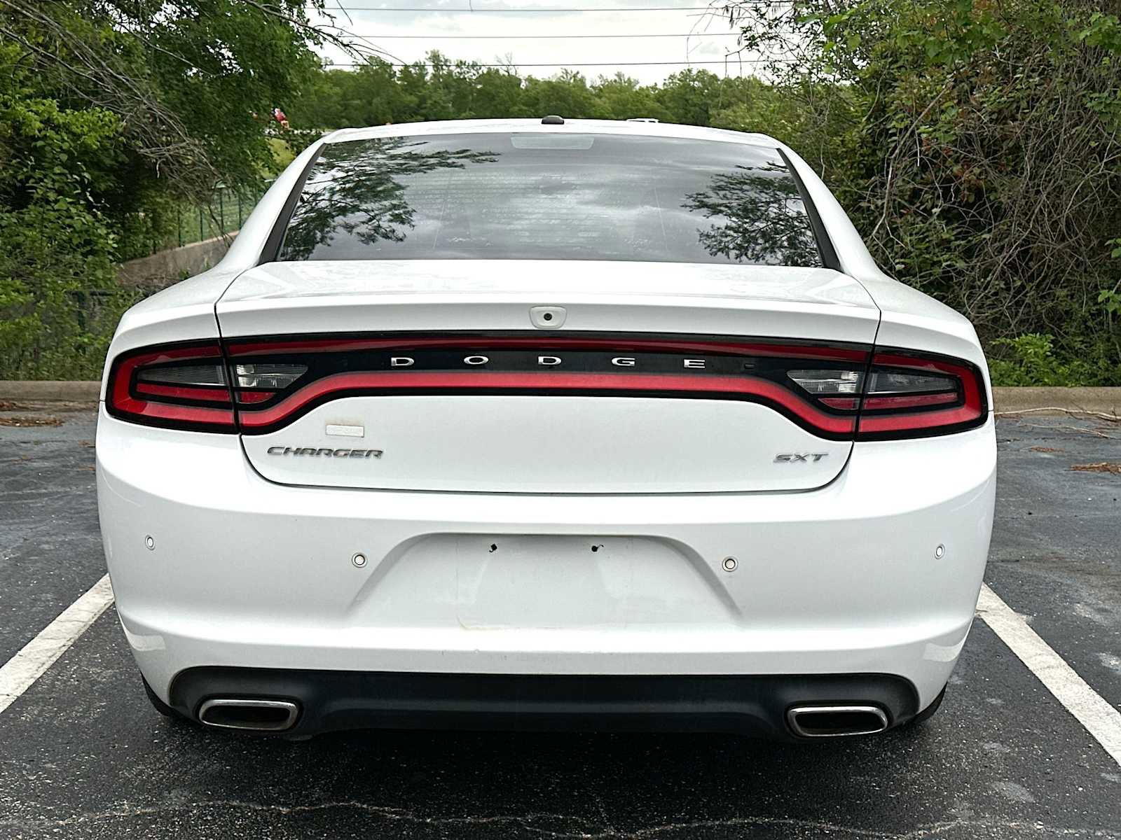 Used 2018 Dodge Charger SXT RWD image 5