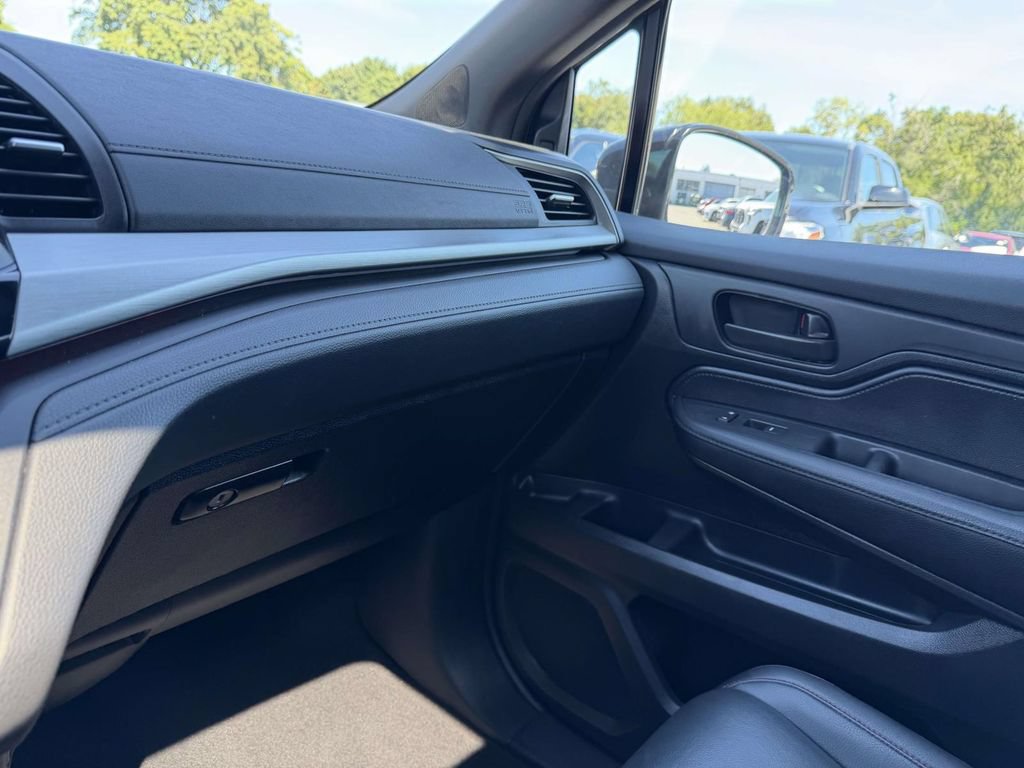 Used 2024 Honda Odyssey Sport image 29
