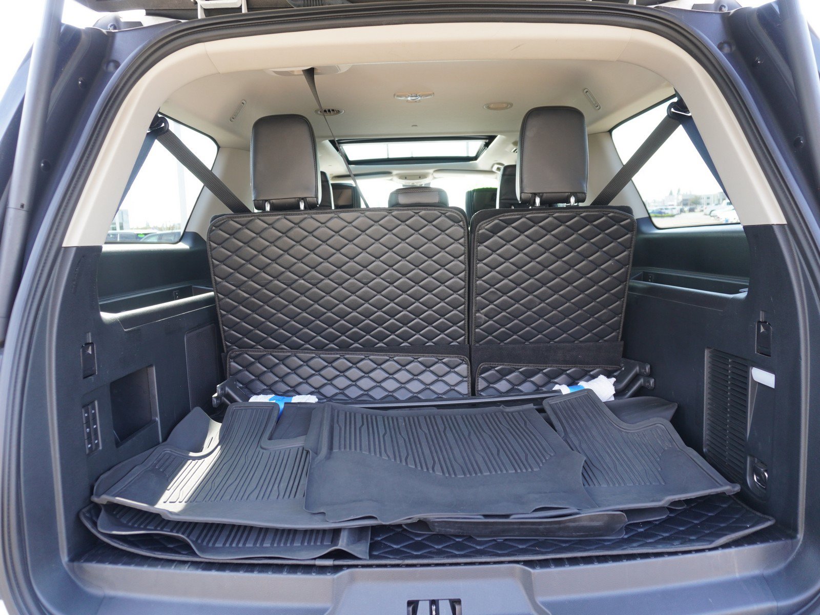 Used 2021 Ford Expedition Max Platinum AWD/4WD image 13