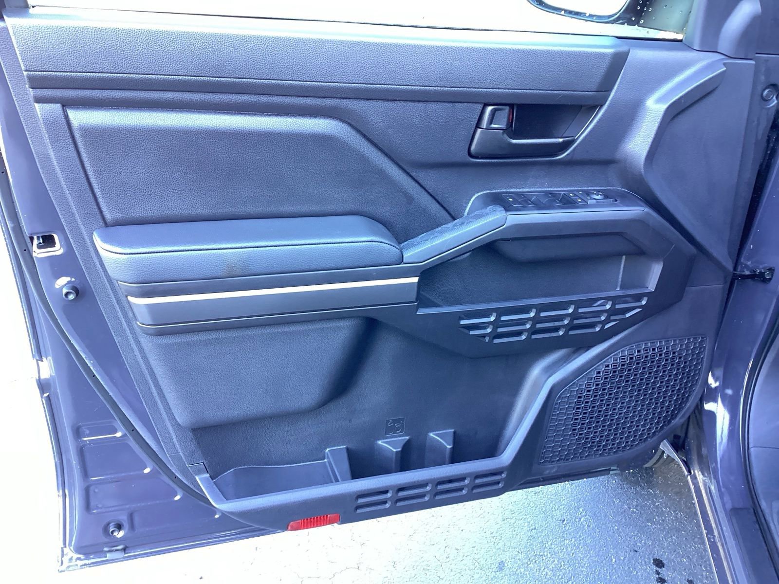 Used 2025 Toyota Tacoma SR5 image 22