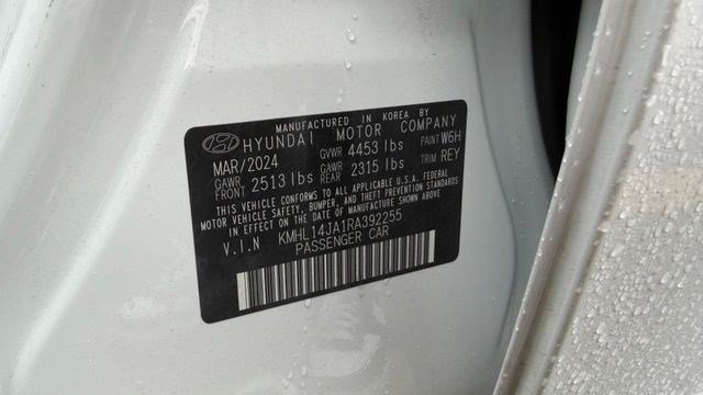 Used 2024 Hyundai Sonata SEL w/ Convenience Package FWD image 2