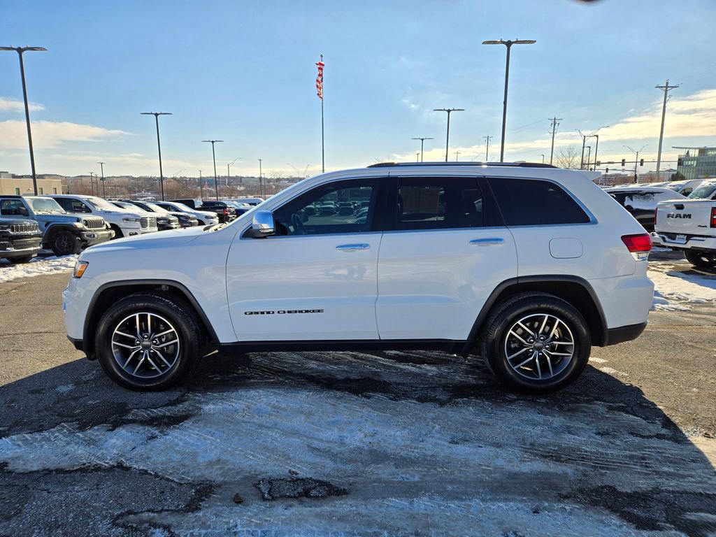 Used 2020 Jeep Grand Cherokee Limited w/ Trailer Tow Group IV image 7