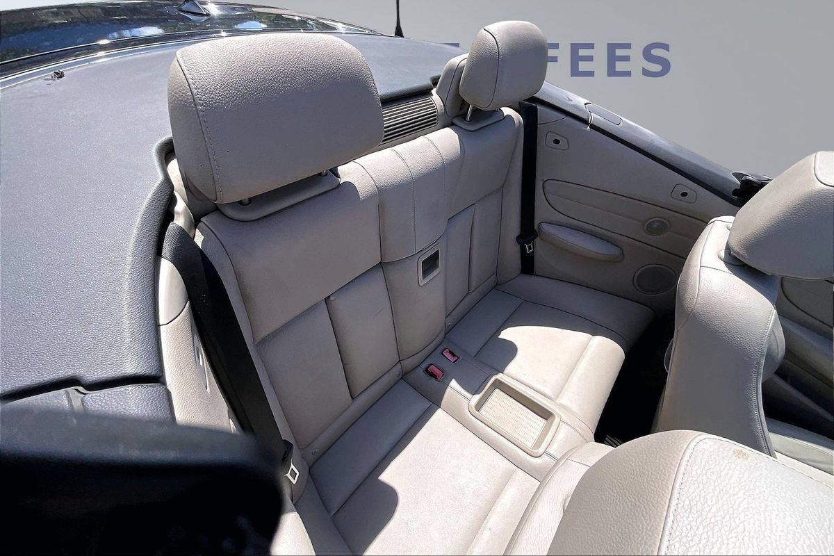 Used 2012 BMW 135i Convertible RWD image 20
