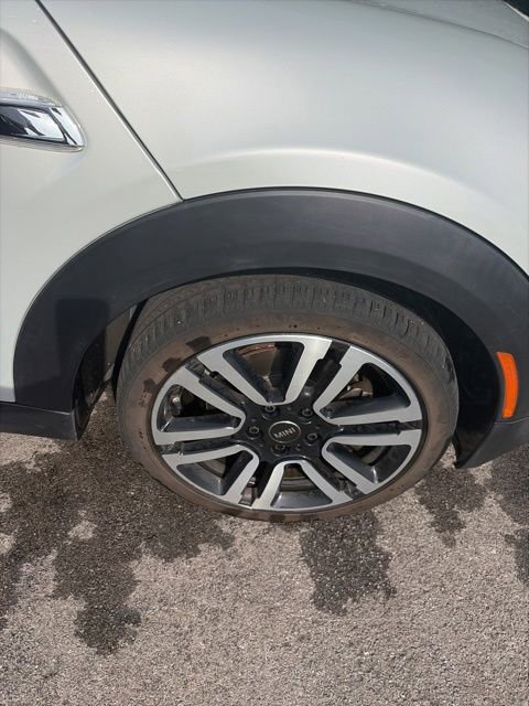 Used 2019 MINI Cooper S w/ Signature Upholstery Package FWD image 34