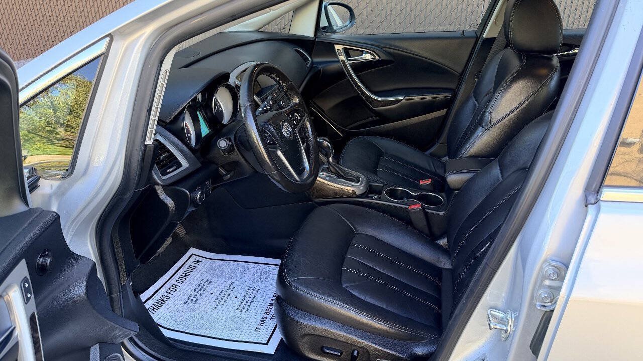 Used 2017 Buick Verano Leather FWD image 10