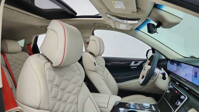 Used 2025 Genesis GV80 3.5T e-SC image 23