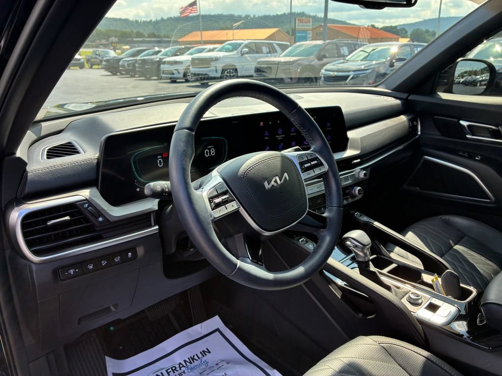 Used 2025 Kia Telluride EX X-Line AWD/4WD image 11