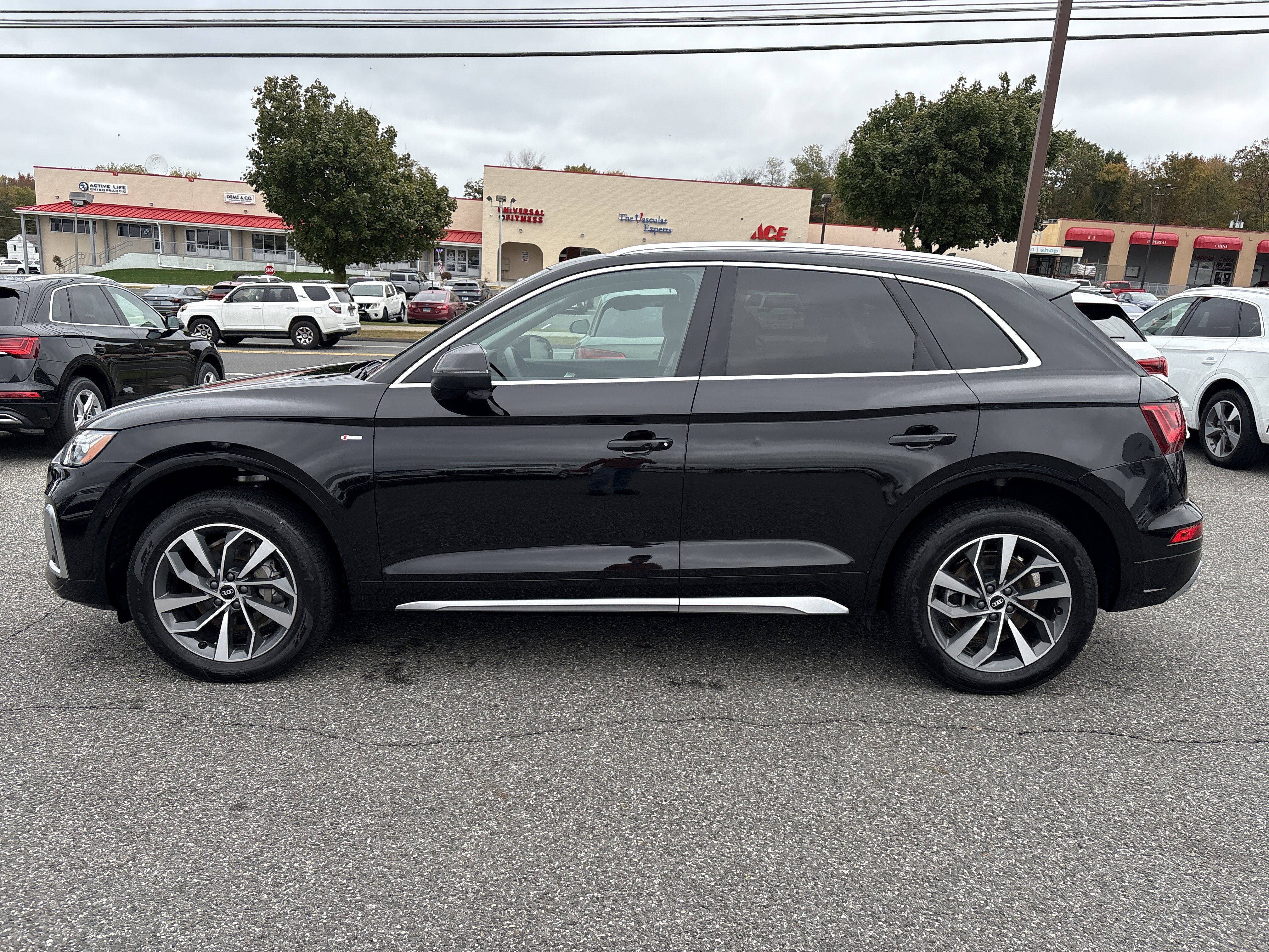 Certified 2022 Audi Q5 2.0T Premium Plus w/ Premium Plus Package image 4