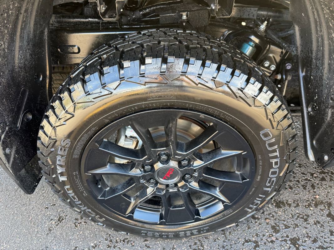 Used 2024 Toyota Tundra Limited w/ TRD Off-Road Package AWD/4WD image 11