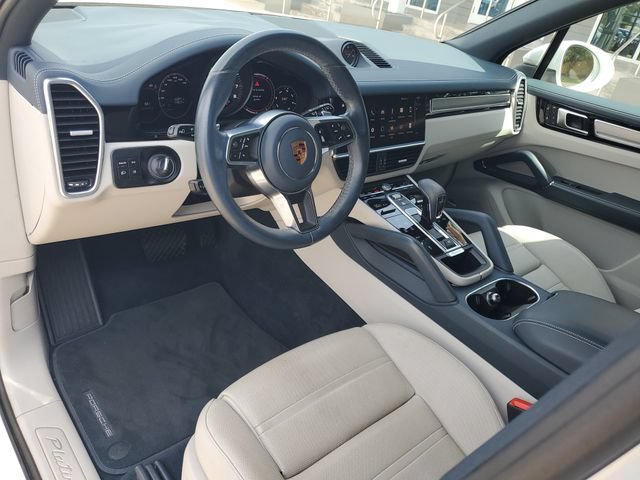 Used 2022 Porsche Cayenne Platinum Edition AWD/4WD image 4