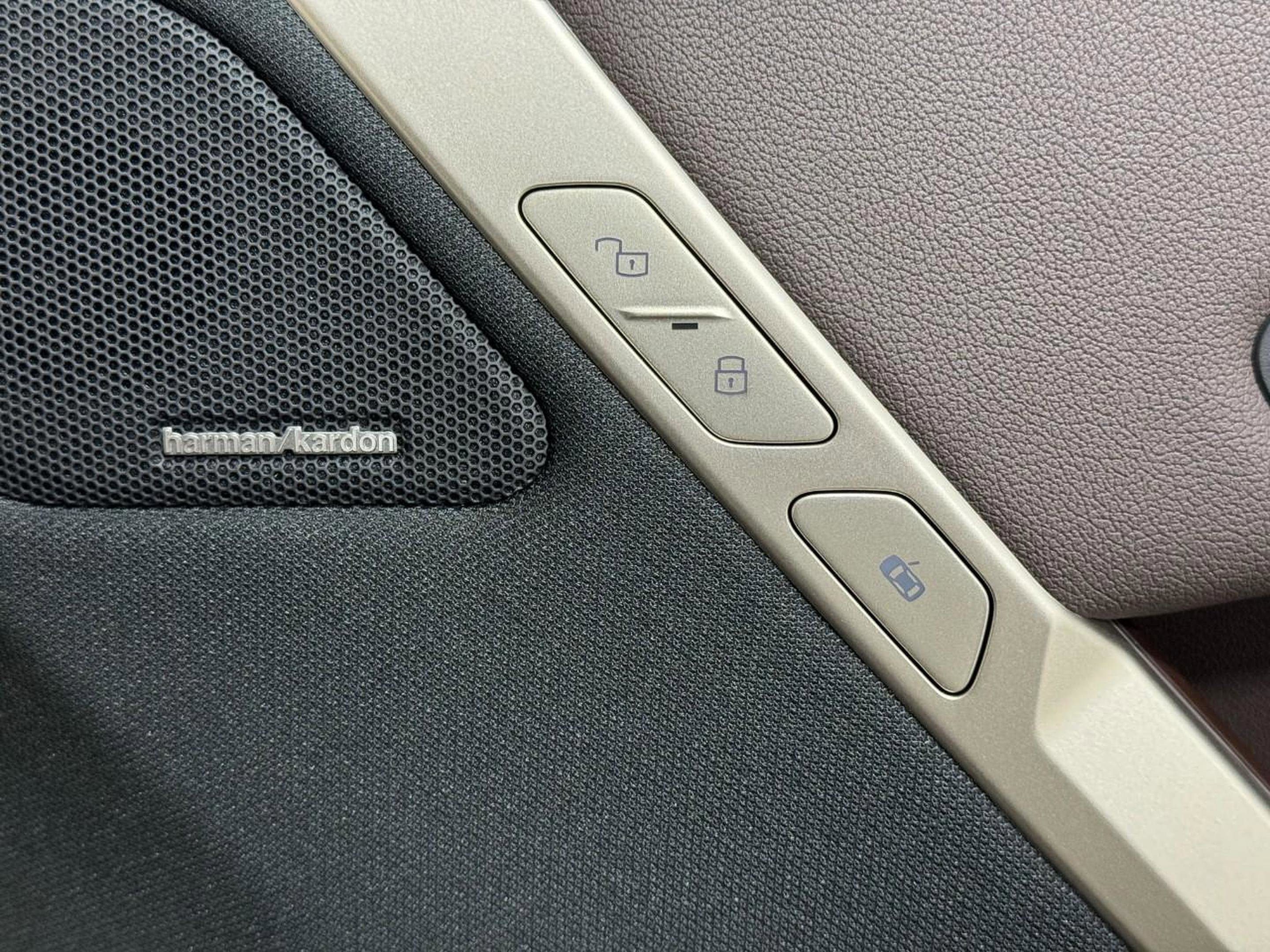 New 2026 BMW iX xDrive45 image 20