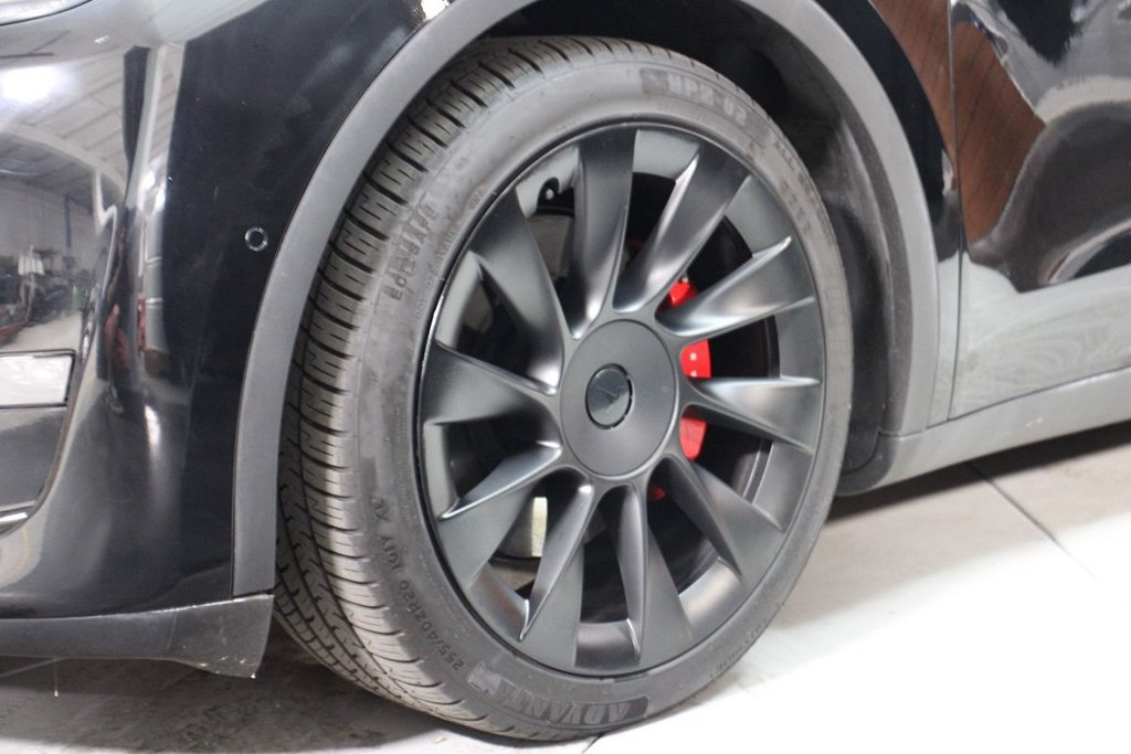 Used 2022 Tesla Model Y Performance AWD/4WD image 2