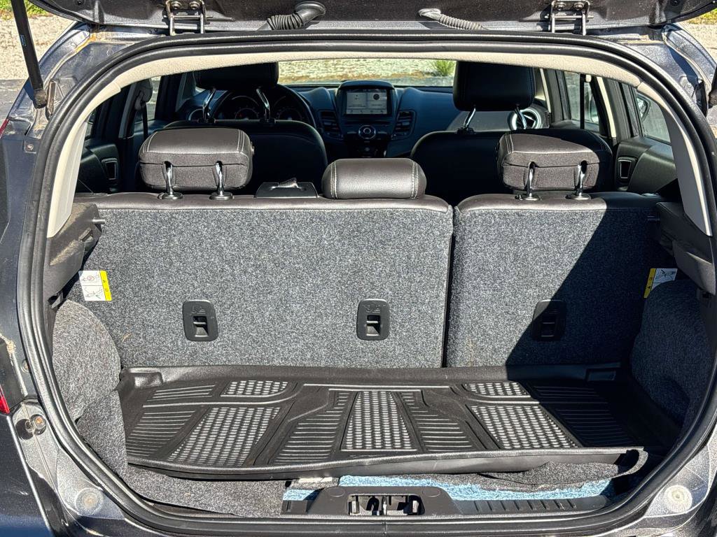 Used 2017 Ford Fiesta Titanium image 12