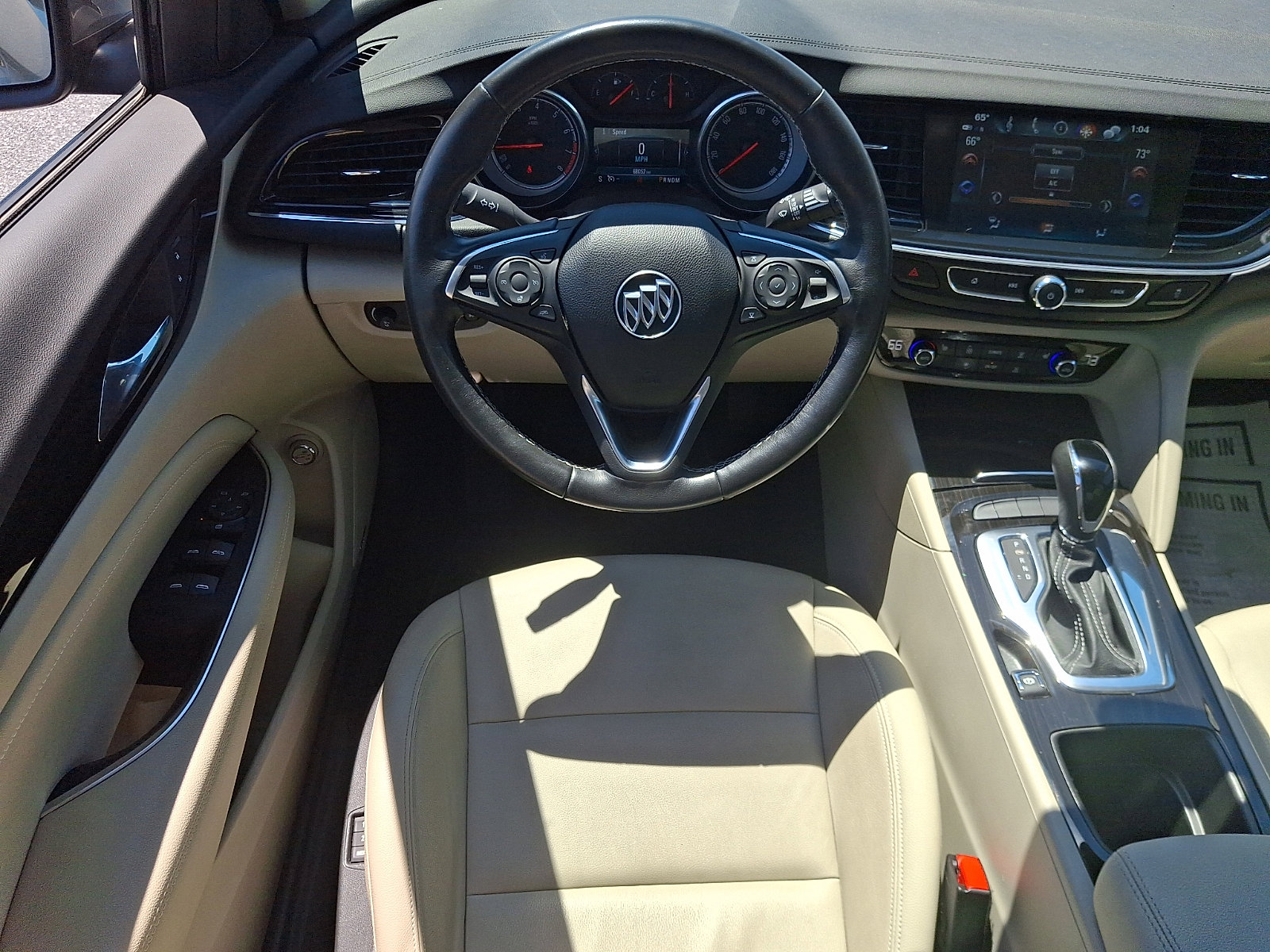 Used 2018 Buick Regal Essence w/ Driver Confidence Package #1 AWD/4WD image 9