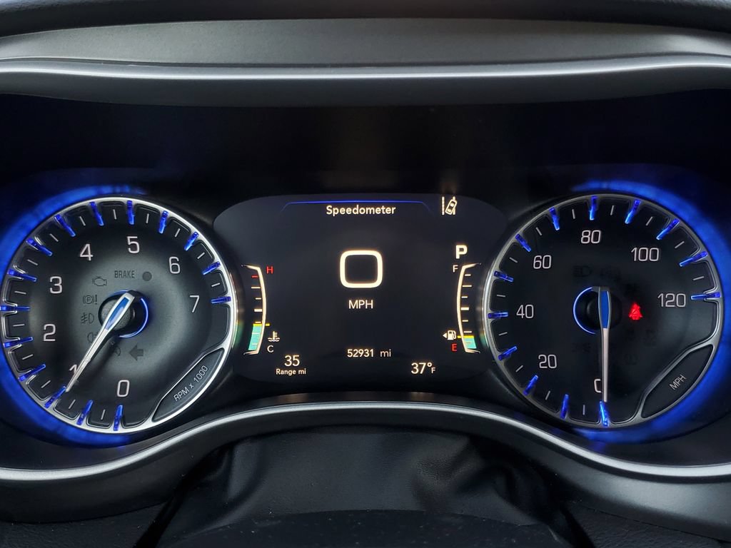 Used 2024 Chrysler Pacifica Touring-L FWD image 20
