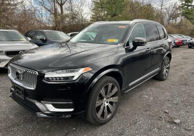 Used 2023 Volvo XC90 B6 Ultimate image 2