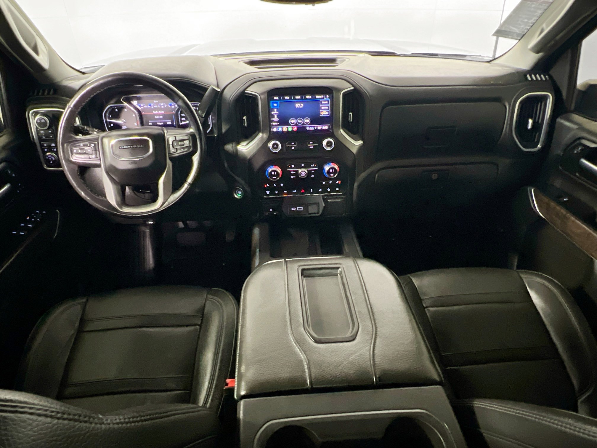 Used 2021 GMC Sierra 2500 Denali w/ Denali Ultimate Package image 30